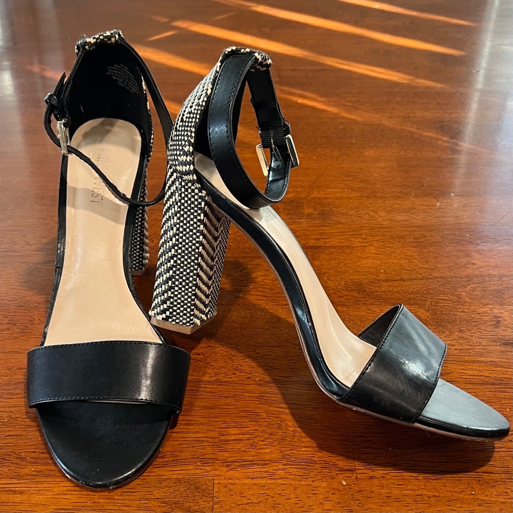 Nine West Black White Woven Block Heel Ankle Strap Sandals Women's Size 8 1/2 M